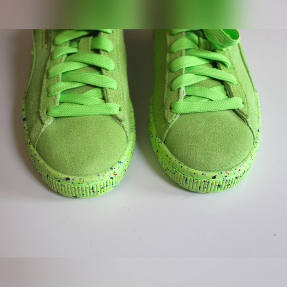 ✨🆕✨ NWOB Puma Suede Shoes for Kids - Picture 12 of 13